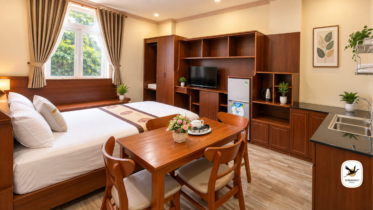 Phòng đơn tiêu chuẩn có bàn làm việc cho khách công tác gần VSIP II